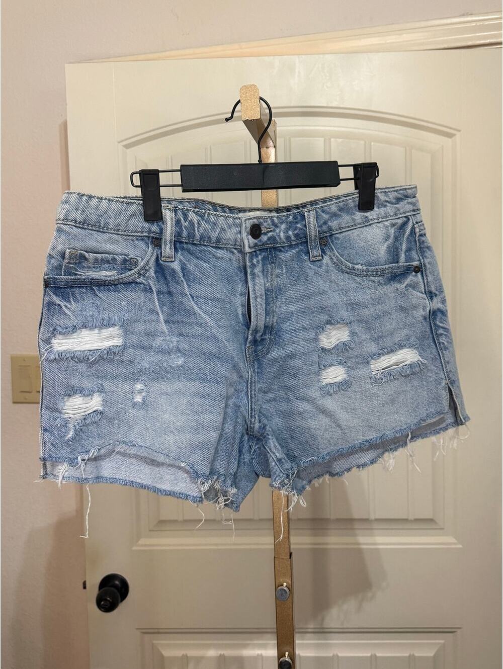 Hidden Jean Shorts Size Large